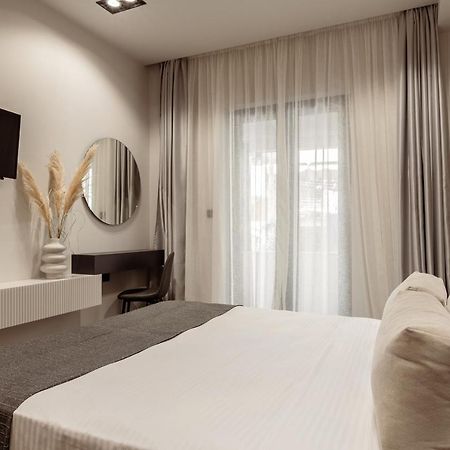 La Maison Suites Zakynthos Town Exterior photo